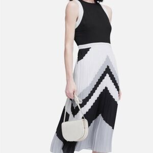 Banana Republic Black and White Chevron Dress